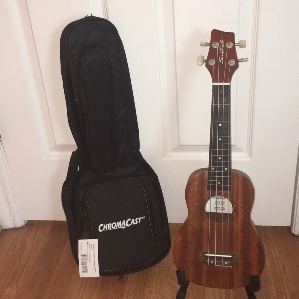 Brand new Sawtooth Ukelele